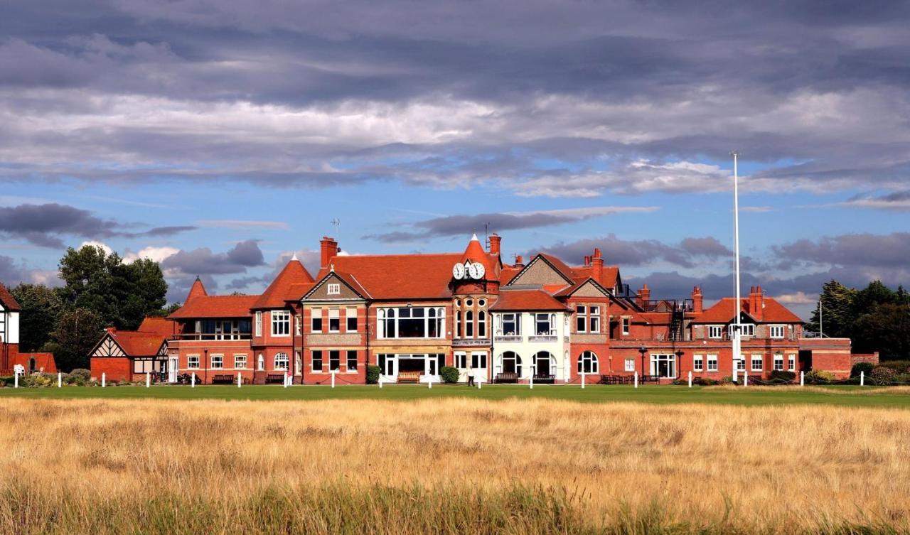 Gibson Manor Apartments Wallasey Exterior foto